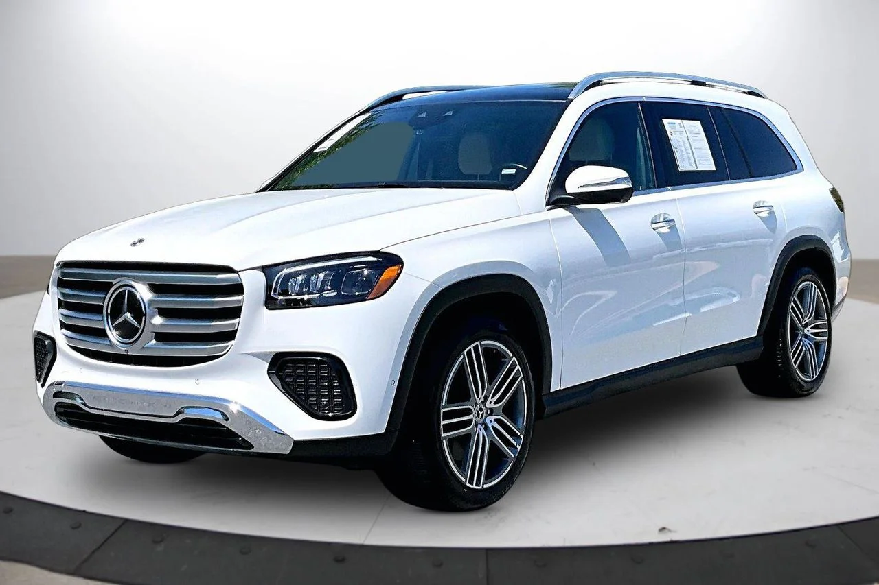 Used 2025 White Mercedes-Benz GLS 450 image 4