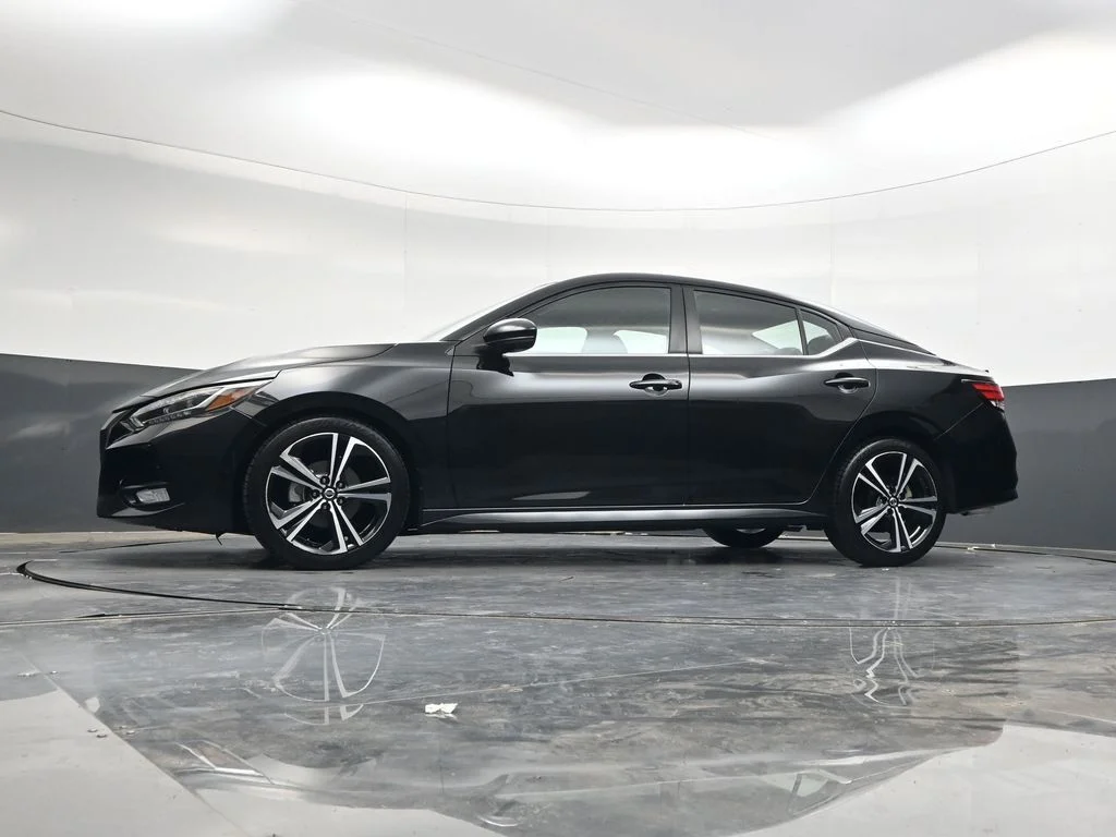 Used 2022 Black Nissan SR image 42