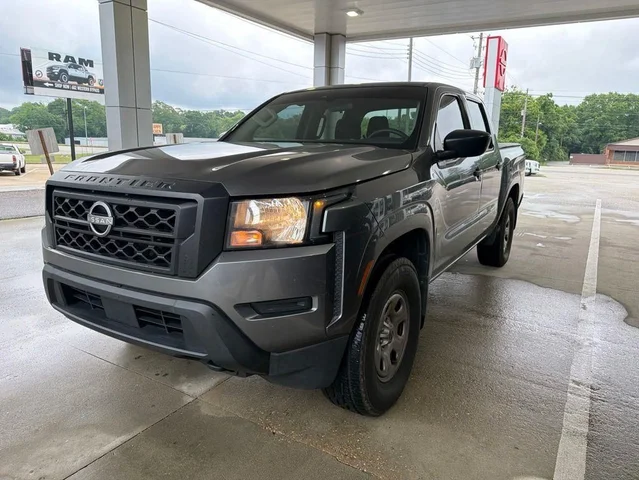 2022 Nissan Frontier S