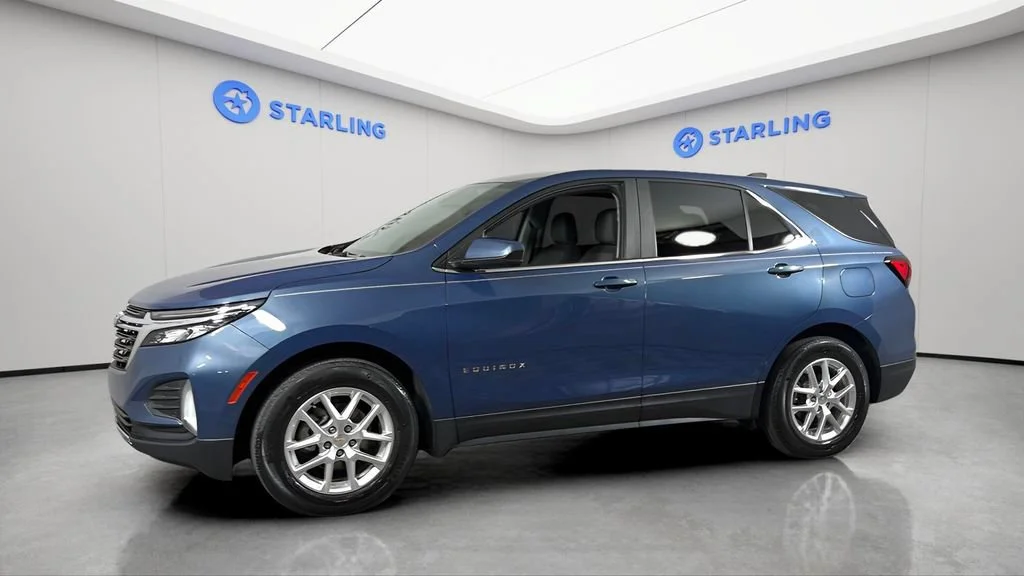 Used 2024 Lakeshore Blue Metallic Chevrolet LT image 3