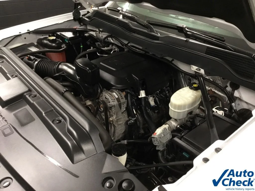 Used 2018 White Chevrolet Work Truck image 37