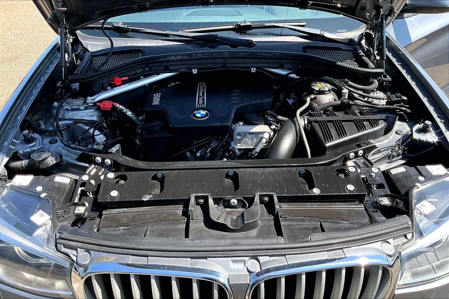 Used 2017 Space Gray Metallic BMW sDrive28i image 30