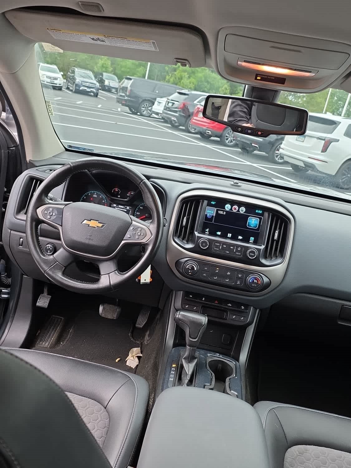 Used 2015 CYBER GRAY METALLIC Chevrolet 4WD Z71 image 7
