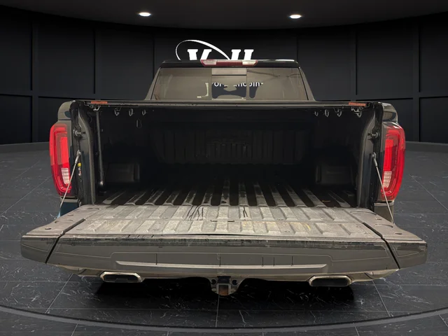 Used 2020 Onyx Black GMC AT4 image 26