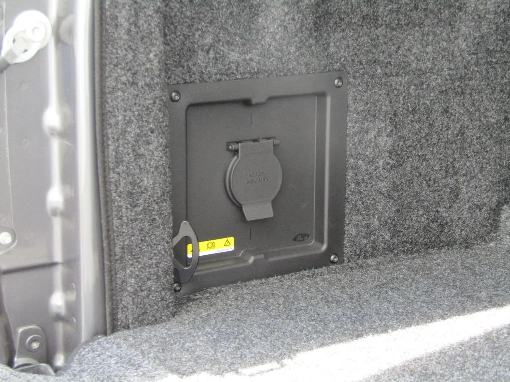 New 2026 Carbonized Gray Metallic Ford Lariat® image 10