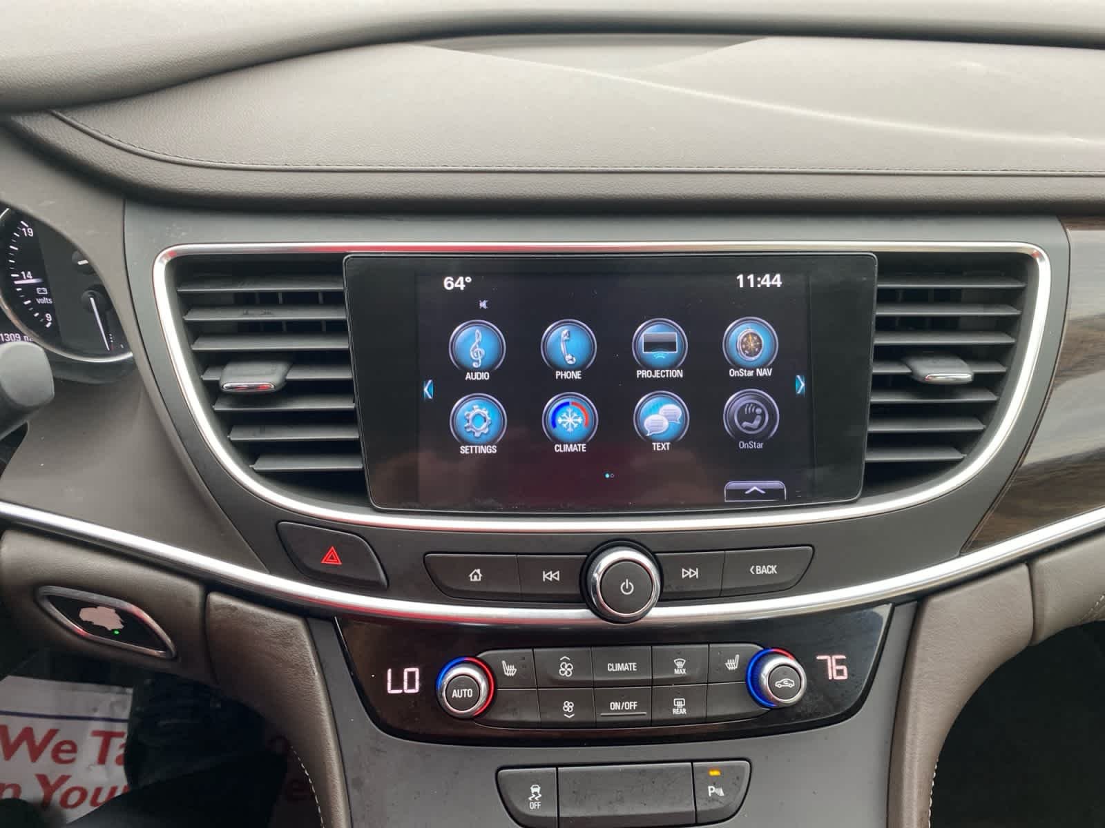 Used 2017 Pepperdust Metallic Buick Essence image 25