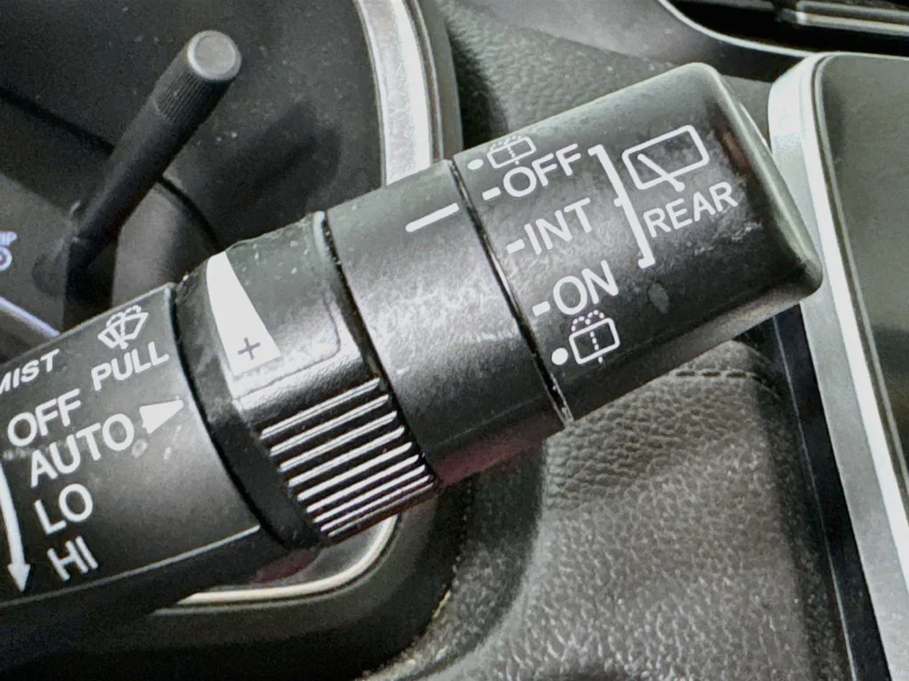 Certified Used 2021 White Honda Touring image 13