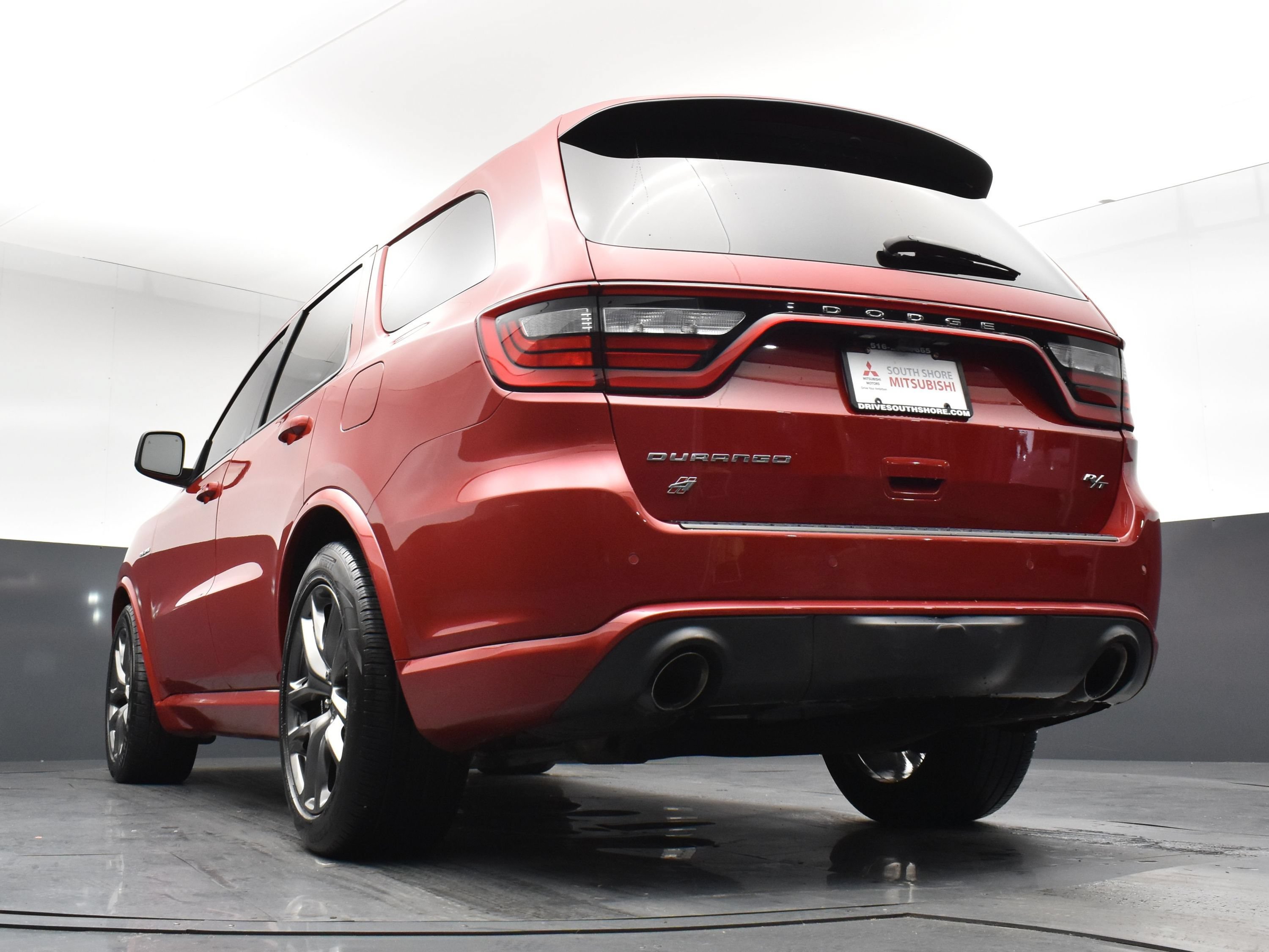 Used 2022 Redline 2 Coat Pearl Dodge R/T image 27