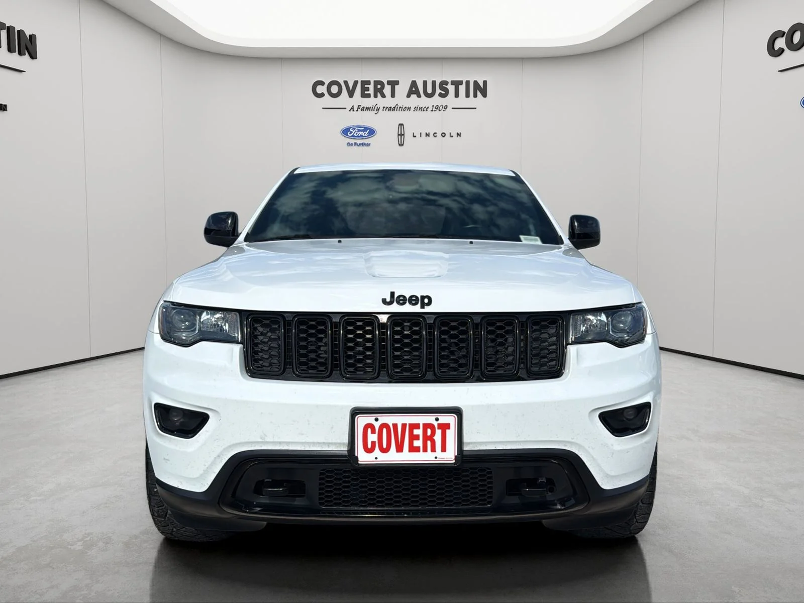 Used 2019 White Jeep Upland Edition image 8