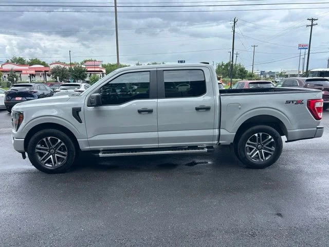 Used 2023 White Ford XL image 4