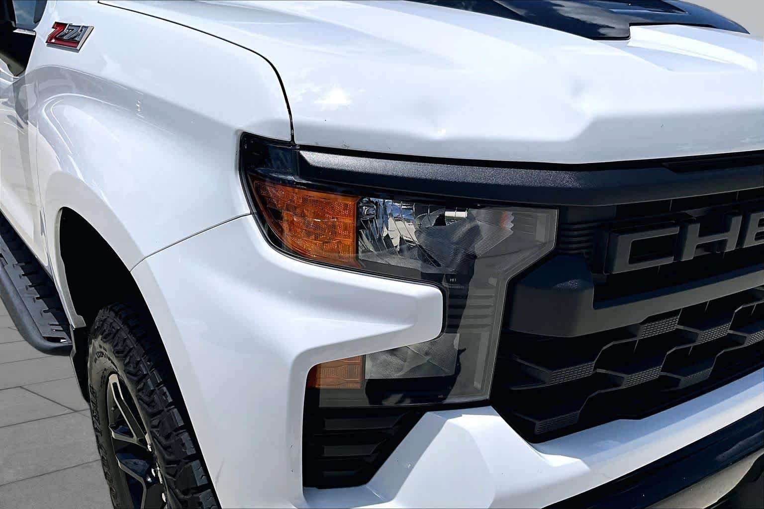 Used 2023 Summit White Chevrolet Custom Trail Boss image 26