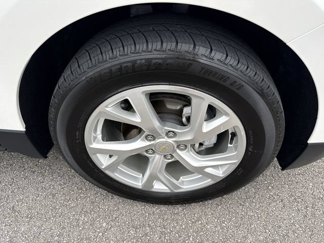 Used 2020 IRIDESCENT PEARL TRICOAT Chevrolet Premier image 24
