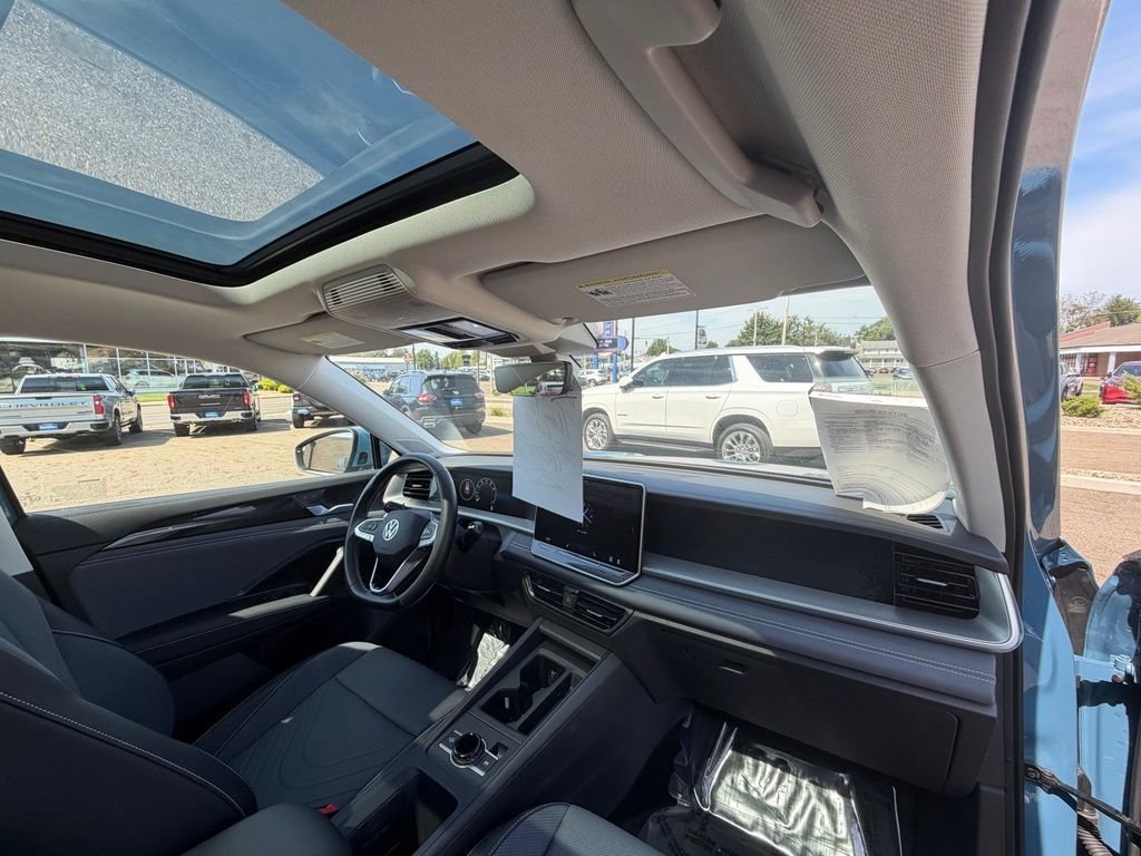 2026 Volkswagen Tiguan SE - Photo 10