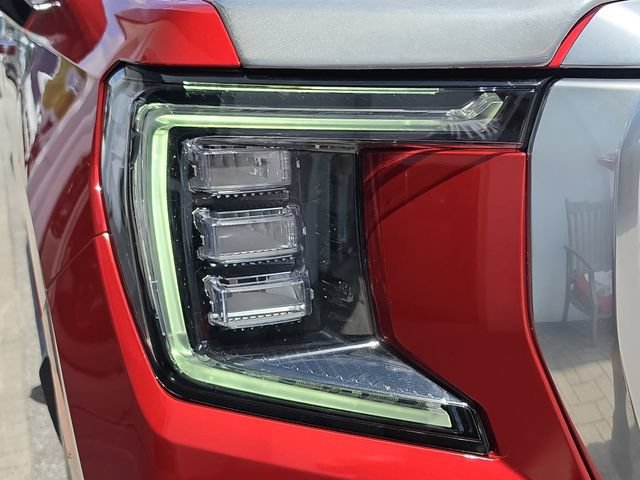 2022 GMC Yukon Denali - Photo 10