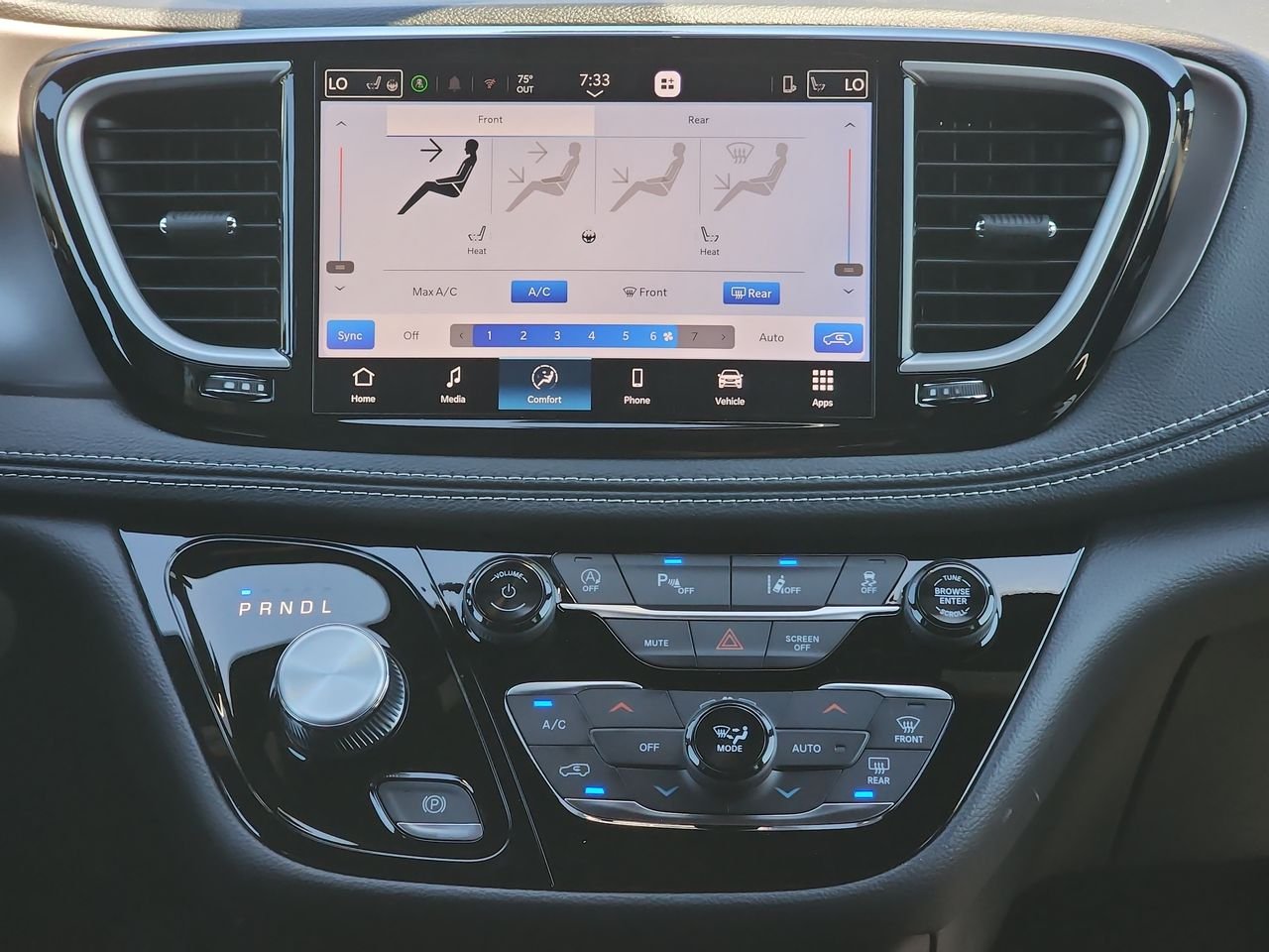 2026 Chrysler Pacifica Select - Photo 17