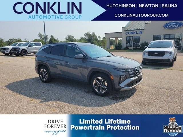 Used 2025 Gray Hyundai SEL image 1