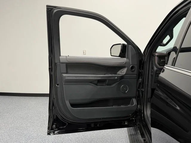 Used 2022 Black Ford Limited image 11