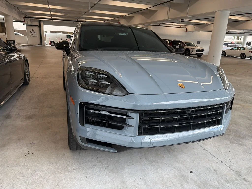 2024 Porsche Cayenne Coup Base