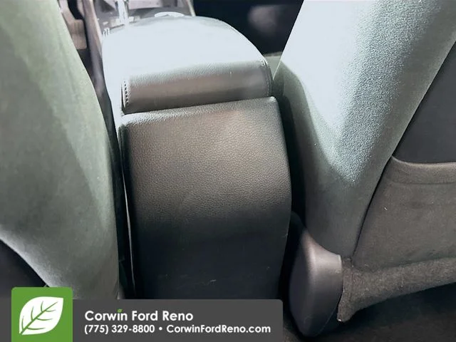 Used 2015 Java Metallic Nissan 2.5 S image 23