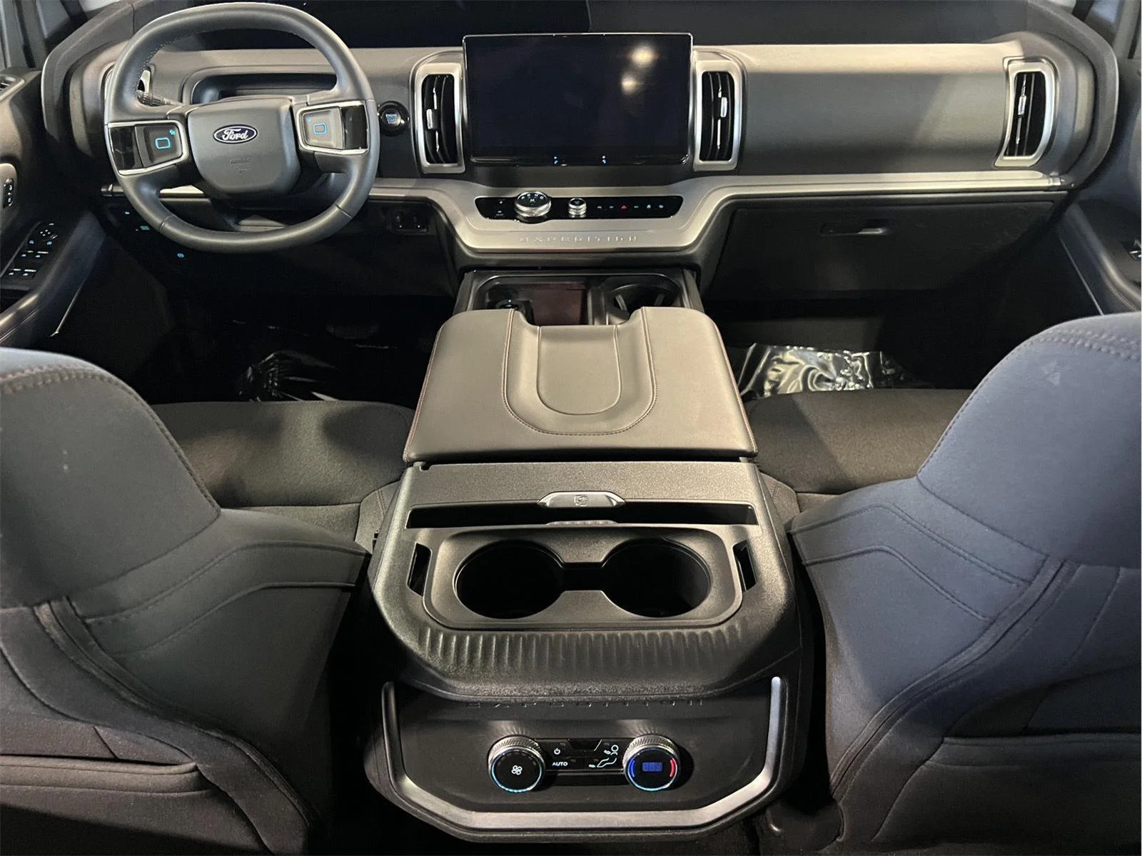Used 2025 Agate Black Ford Active image 7