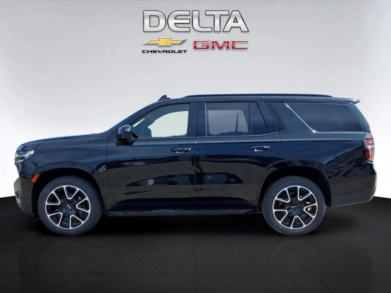 Used 2023 BLACK Chevrolet RST image 2