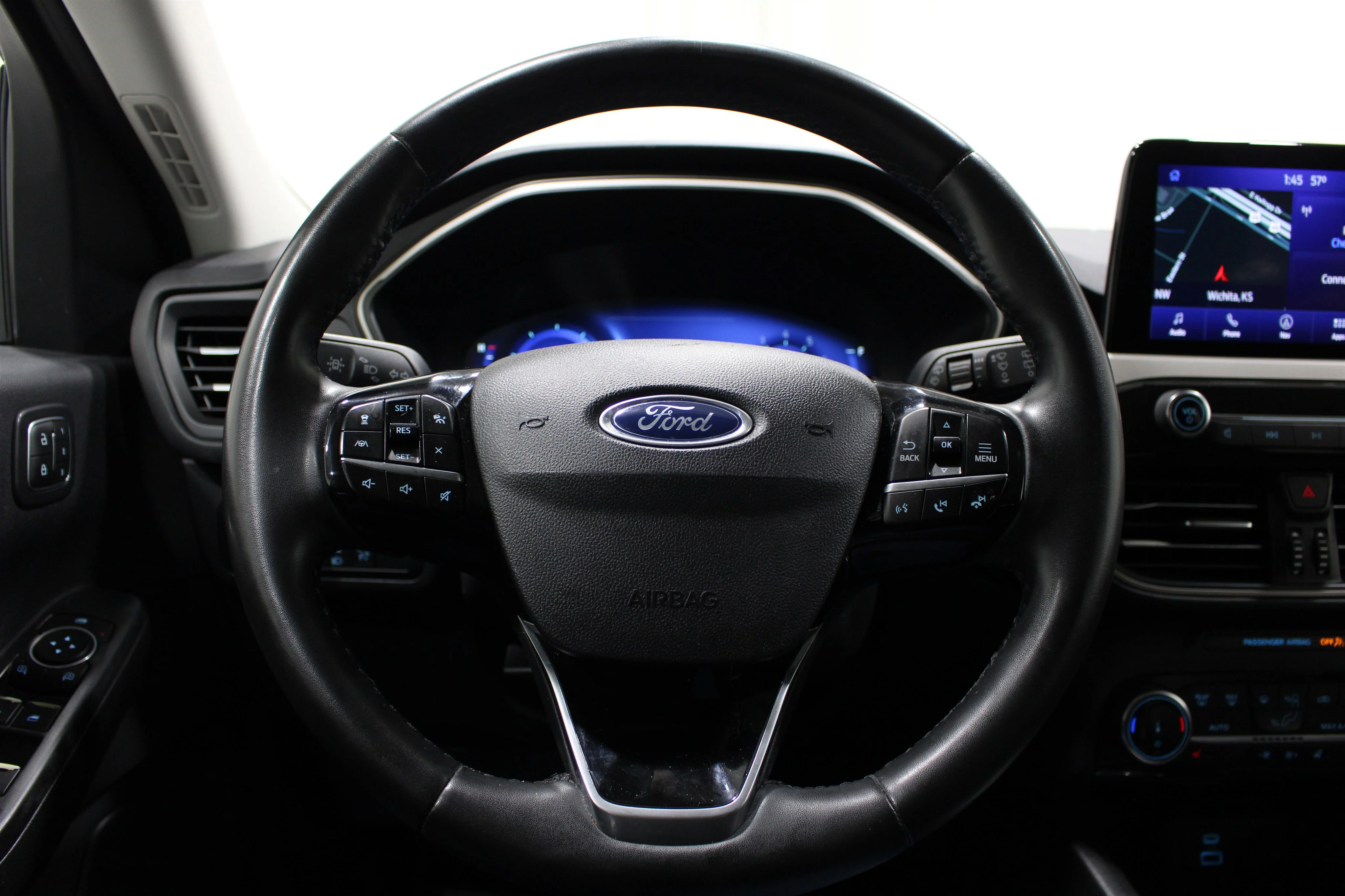 2022 Ford Escape SEL - Photo 10