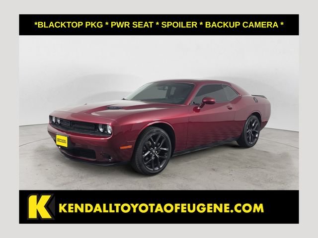 Pre-Owned 2022 Dodge Challenger SXT RWD 2D Coupe
