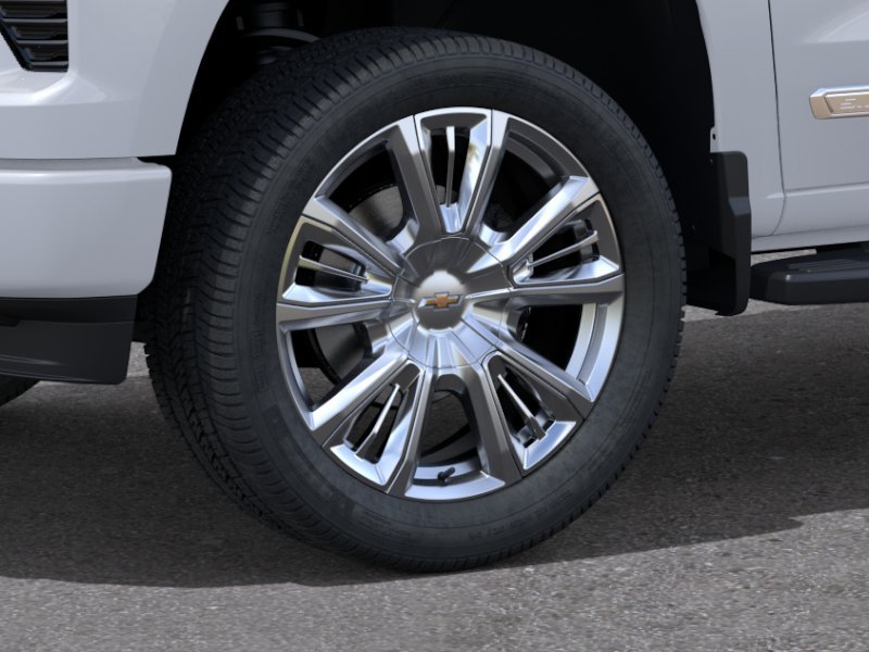 New 2026 Polar White Tricoat Chevrolet High Country image 9