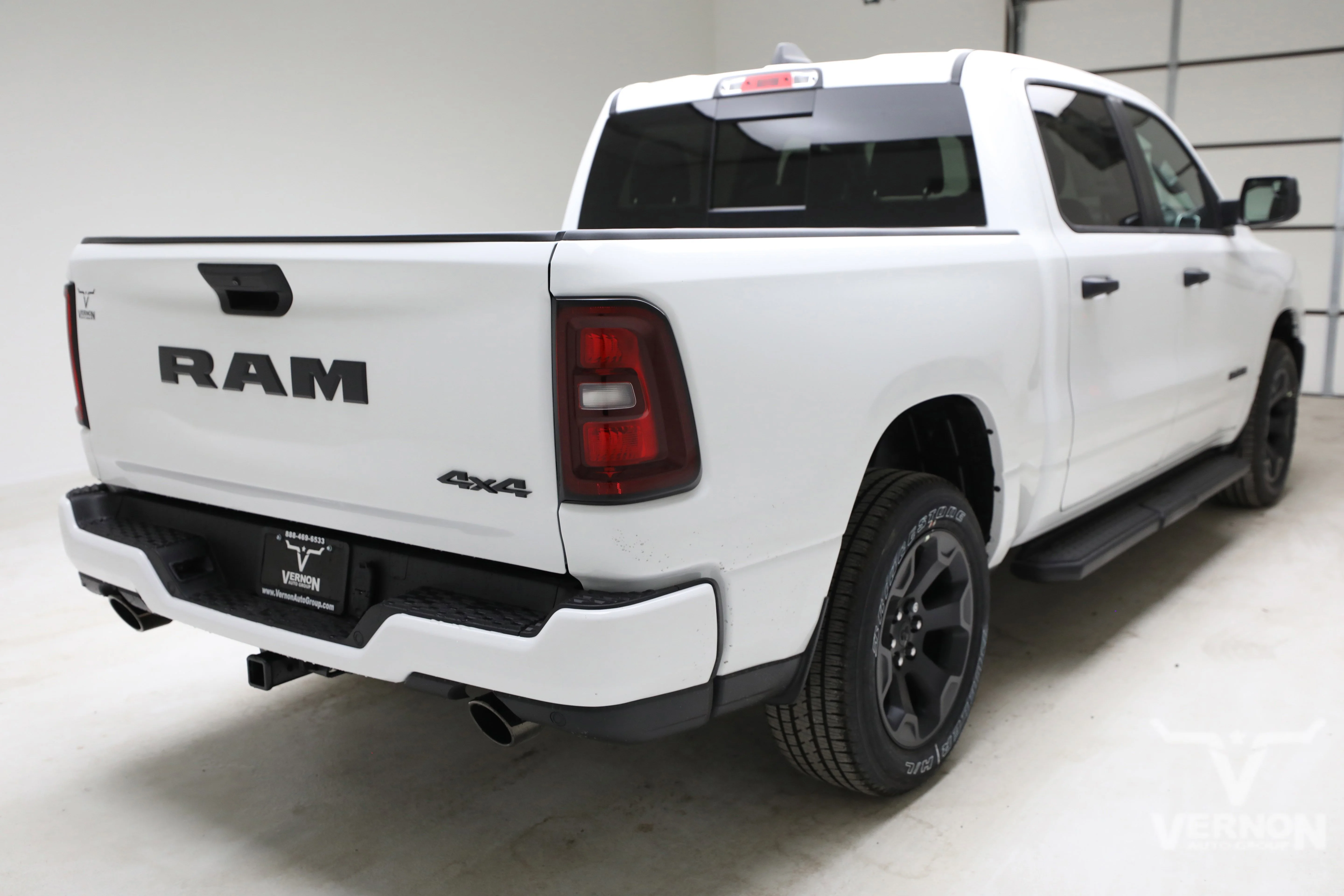 New 2026 Ram 1500 Express Crew Cab 4x4