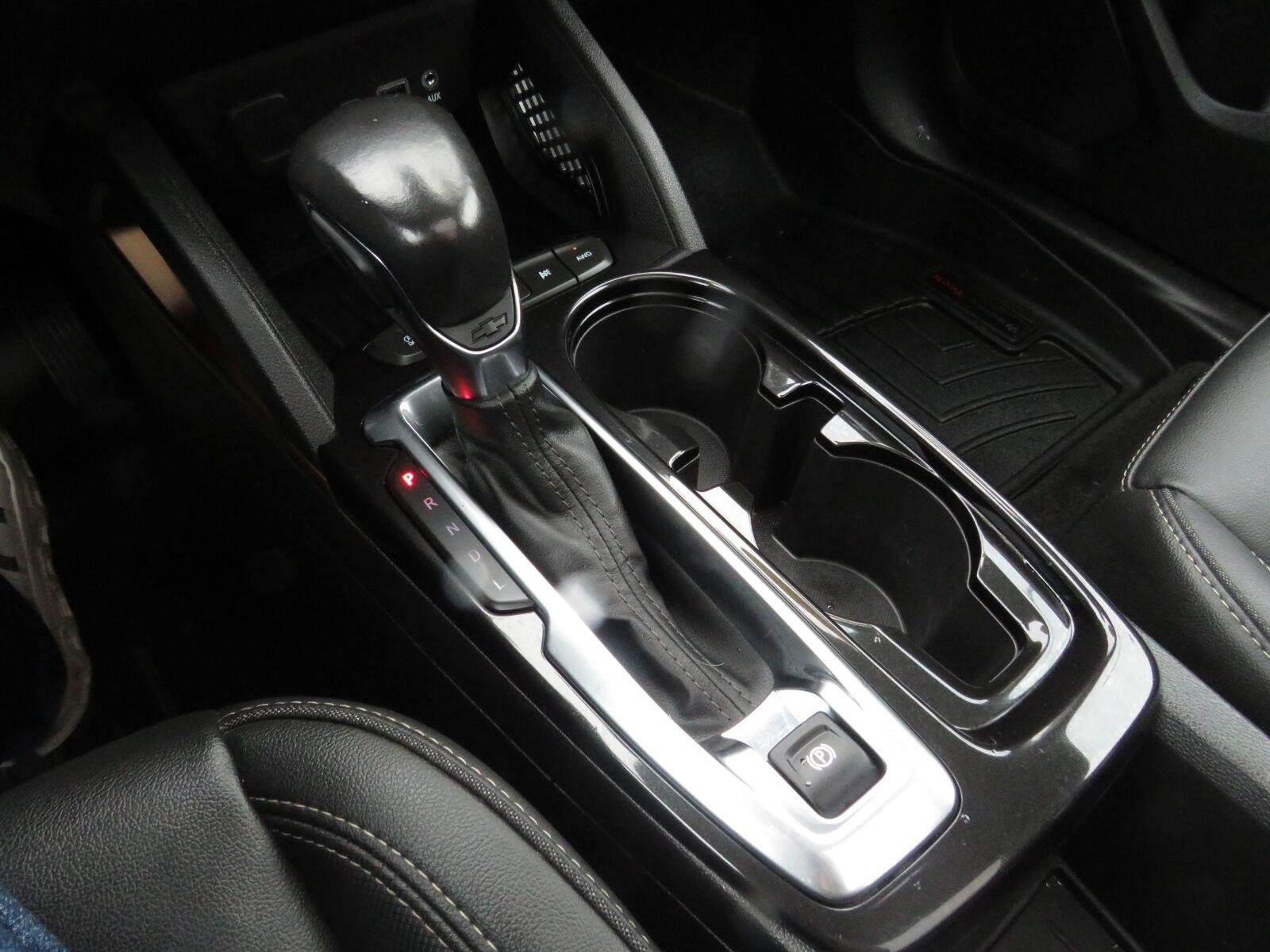 Used 2022 Mosaic Black Metallic Chevrolet ACTIV image 26