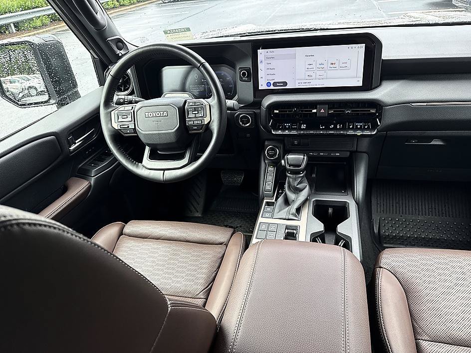 Used 2025 Meteor Toyota Base image 18