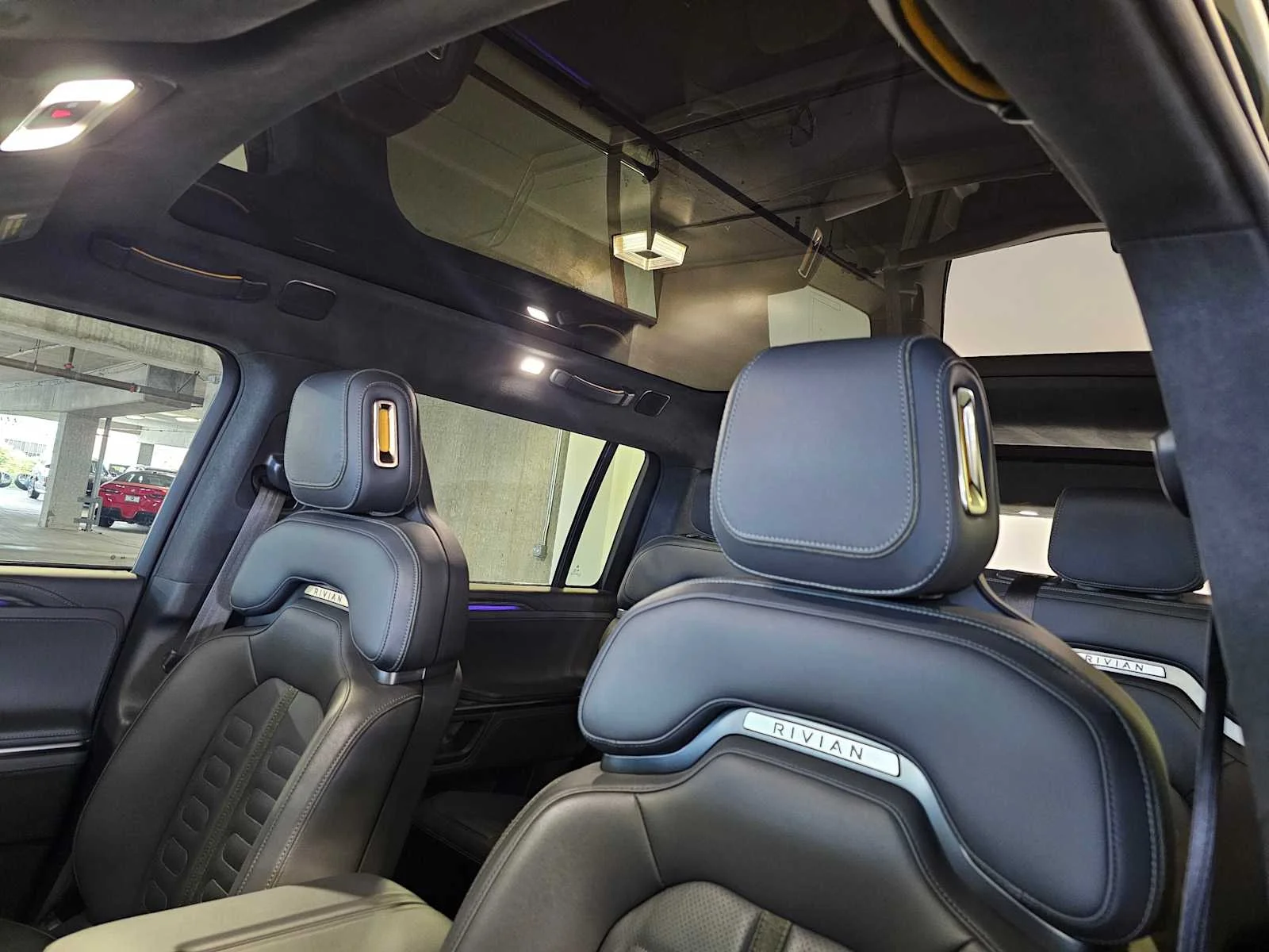 Used 2023  Rivian Adventure image 21