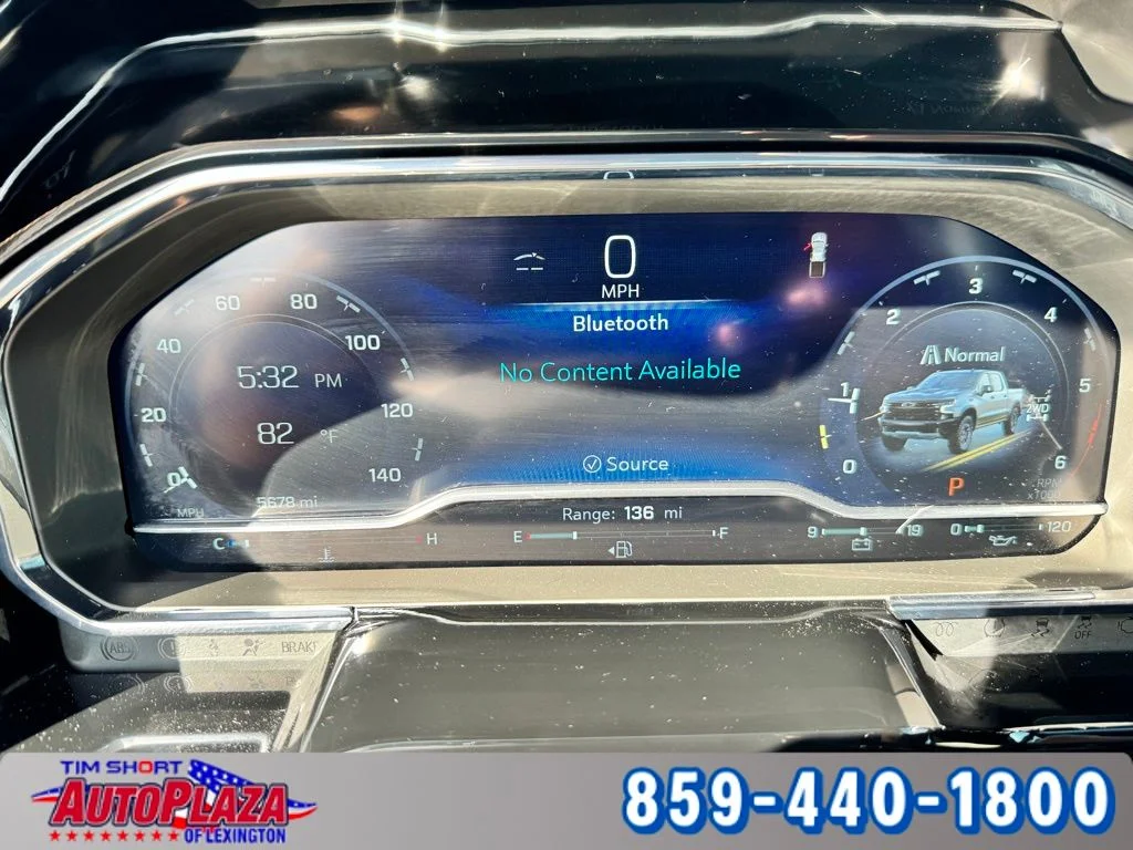 Used 2025 Black Chevrolet ZR2 image 26