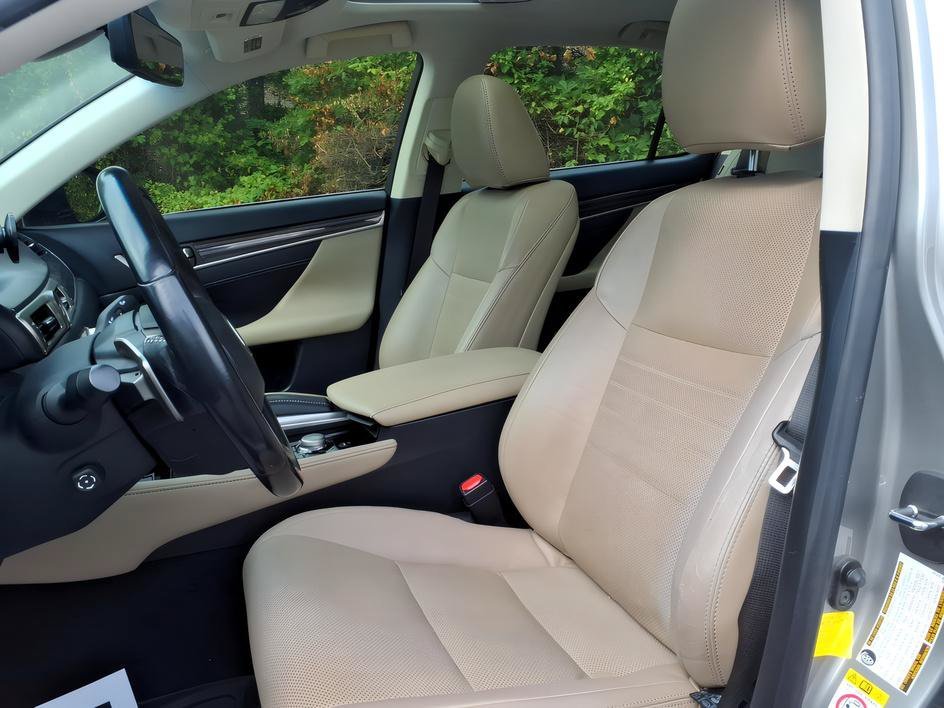 Used 2016 Atomic Silver Lexus 350 image 14