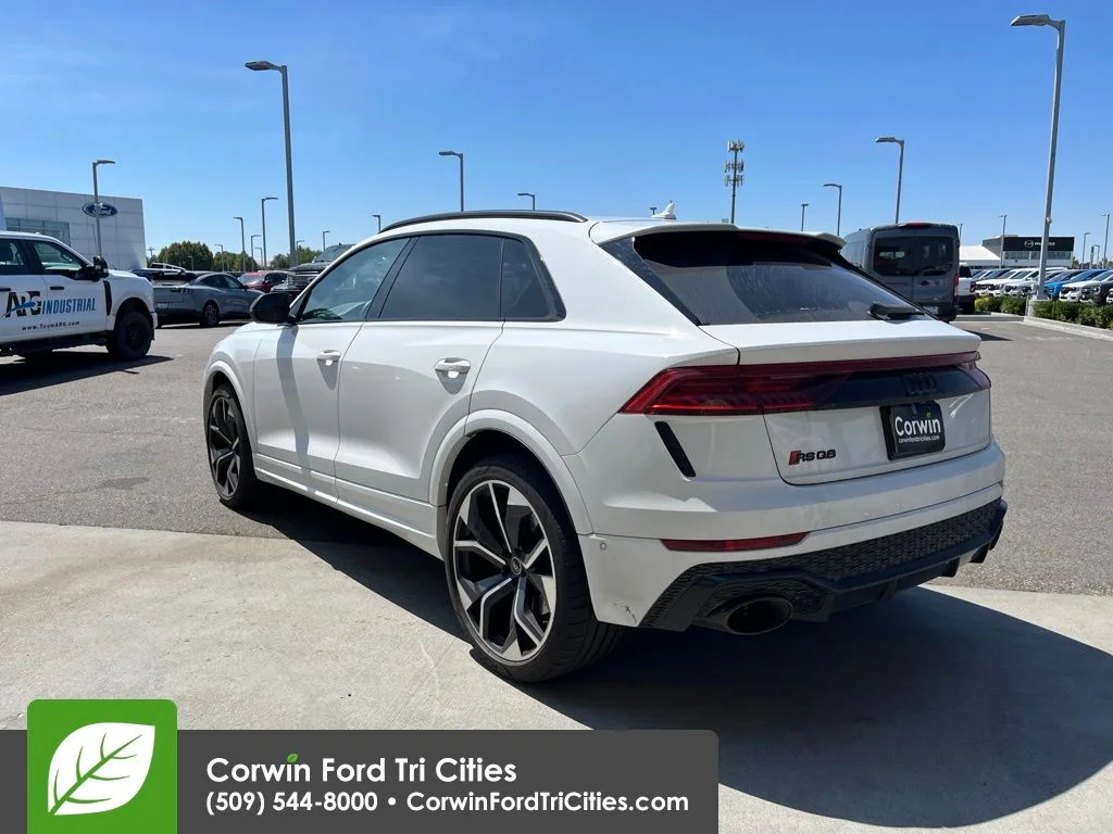 Used 2023 Glacier White Metallic Audi 4.0T image 4