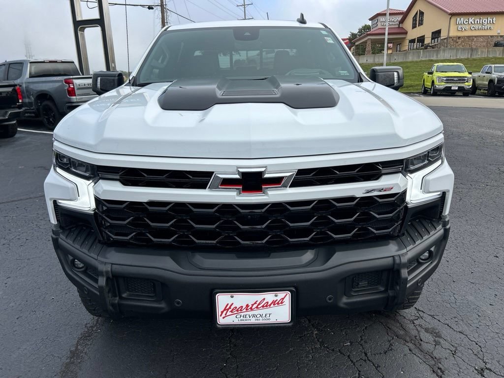 Used 2025 Chevrolet Silverado 1500 ZR2 with VIN 3GCUKHEL6SG303277 for sale in Kansas City
