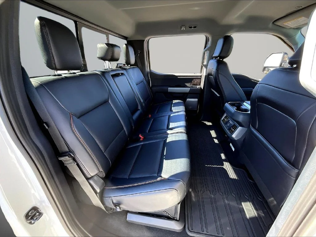 New 2027 White Ford Lariat image 10