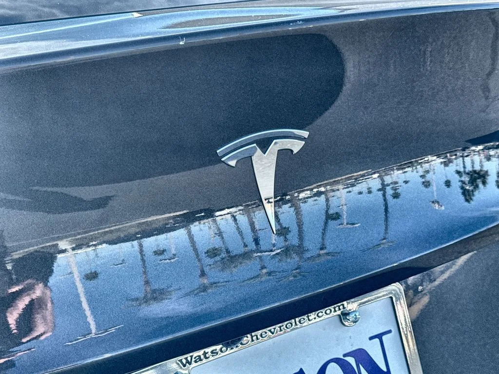 Used 2024  Tesla Long Range image 32