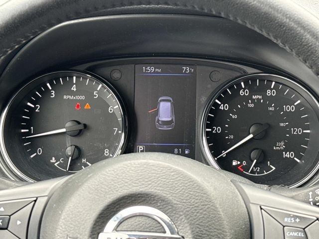 Used 2018 White Nissan SV image 23
