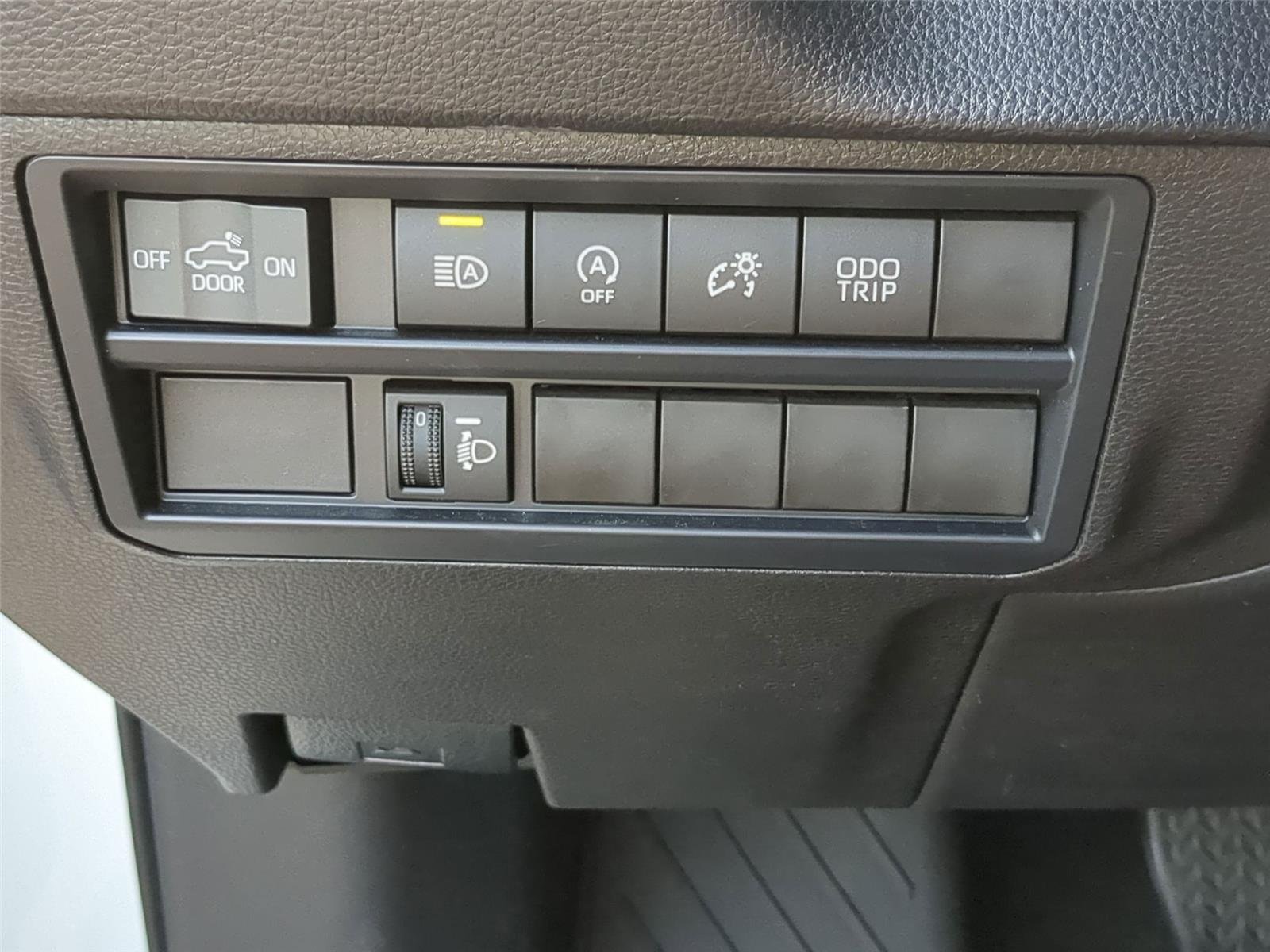 Used 2026 Ice Cap Toyota SR image 23
