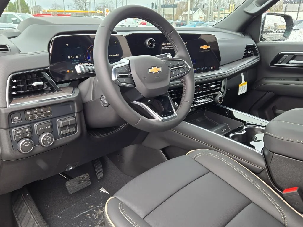 New 2026 Black Chevrolet Premier image 24