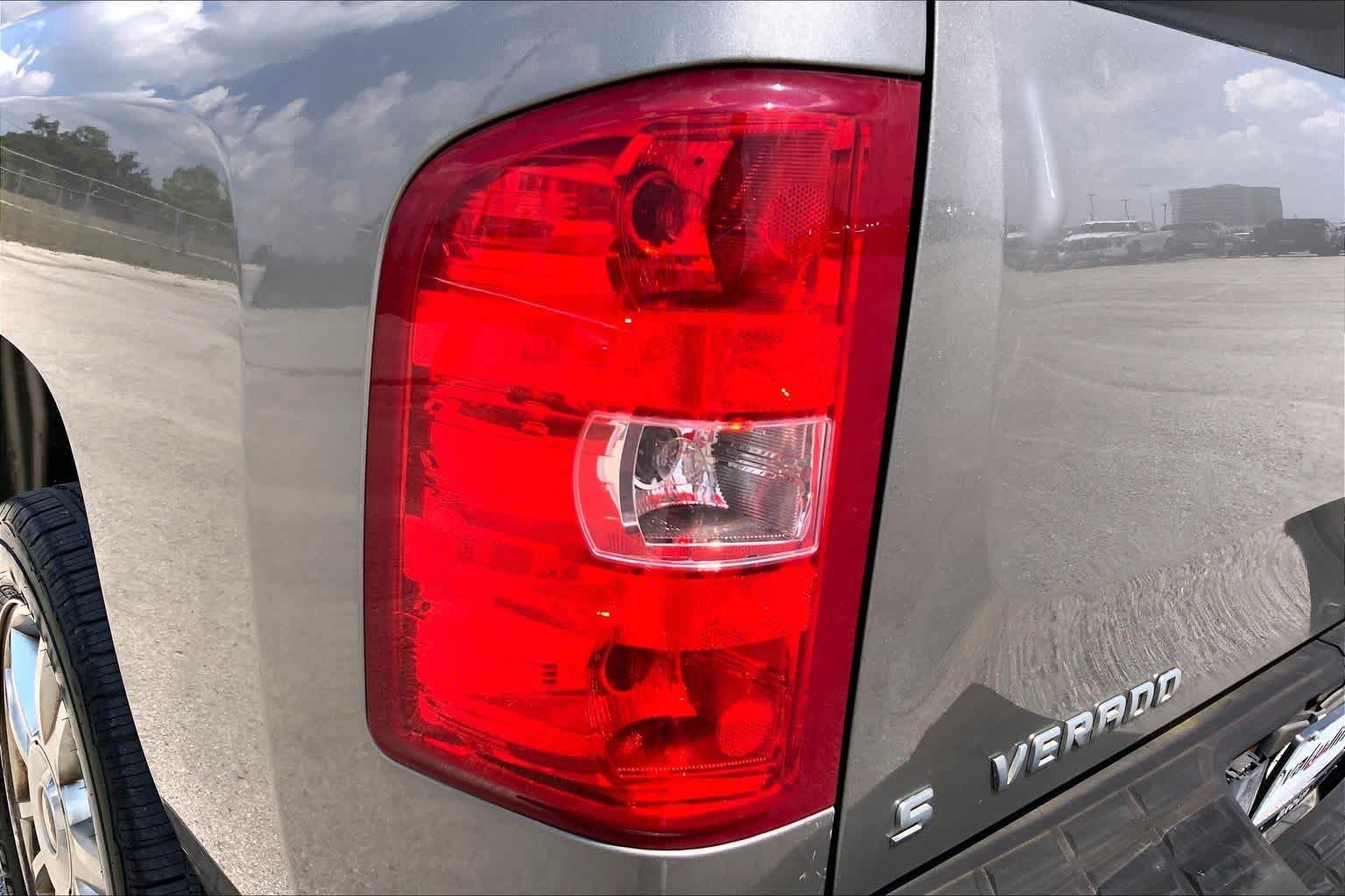 Used 2013 Graystone Metallic Chevrolet LT image 27