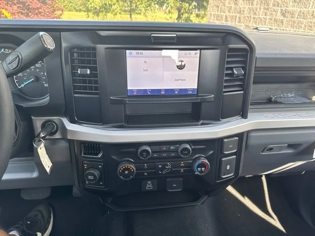 New 2026 Oxford White Ford F-250® XL image 27