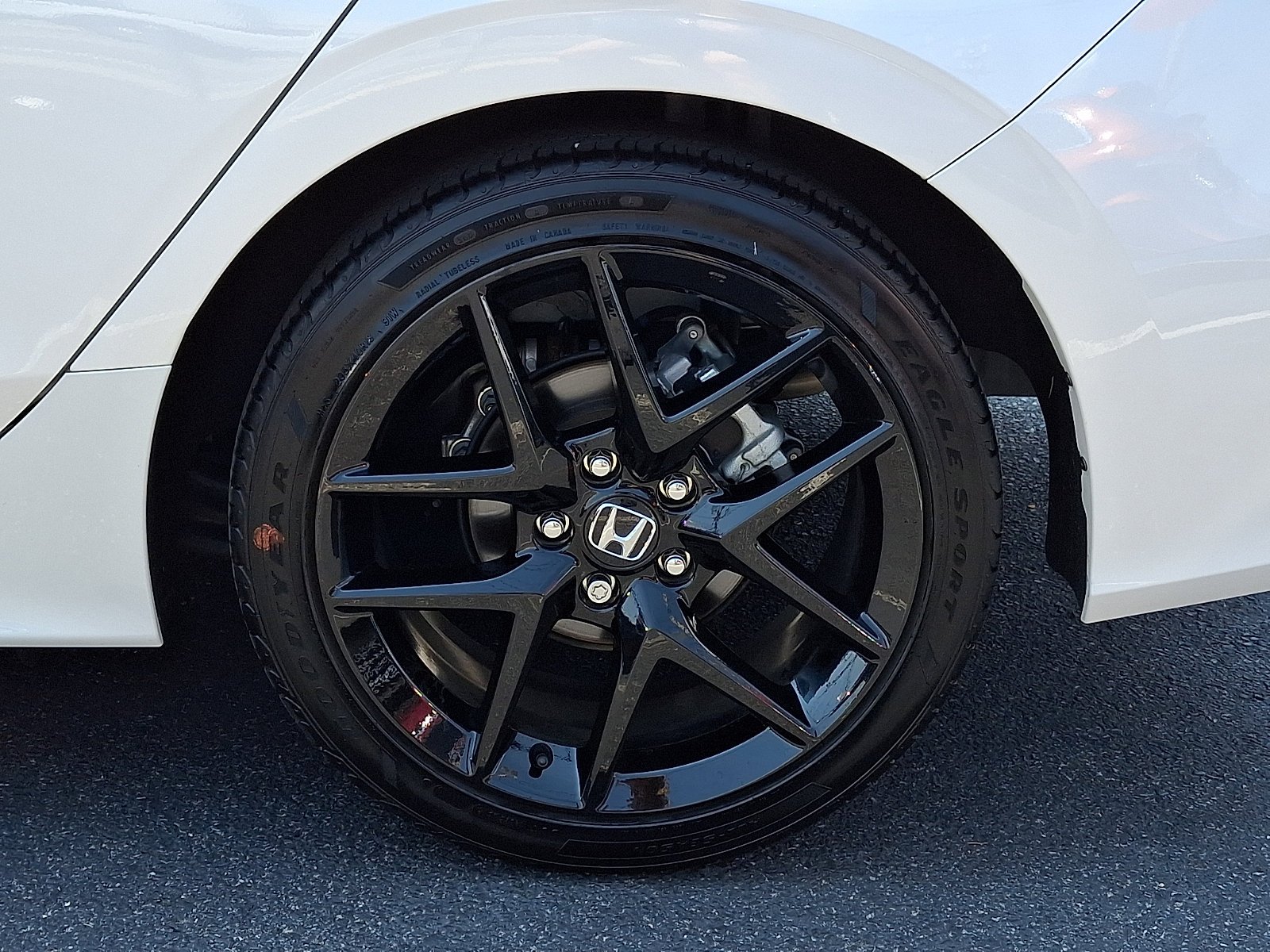 2026 Honda Civic Hatchback Sport - Photo 8