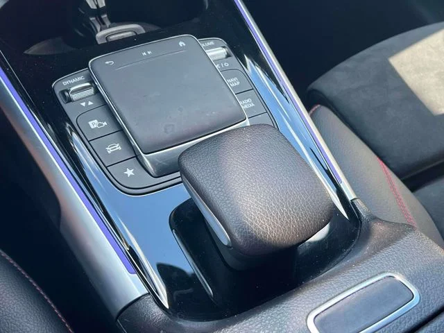 Used 2023 Gray Mercedes-Benz GLB 250 image 35