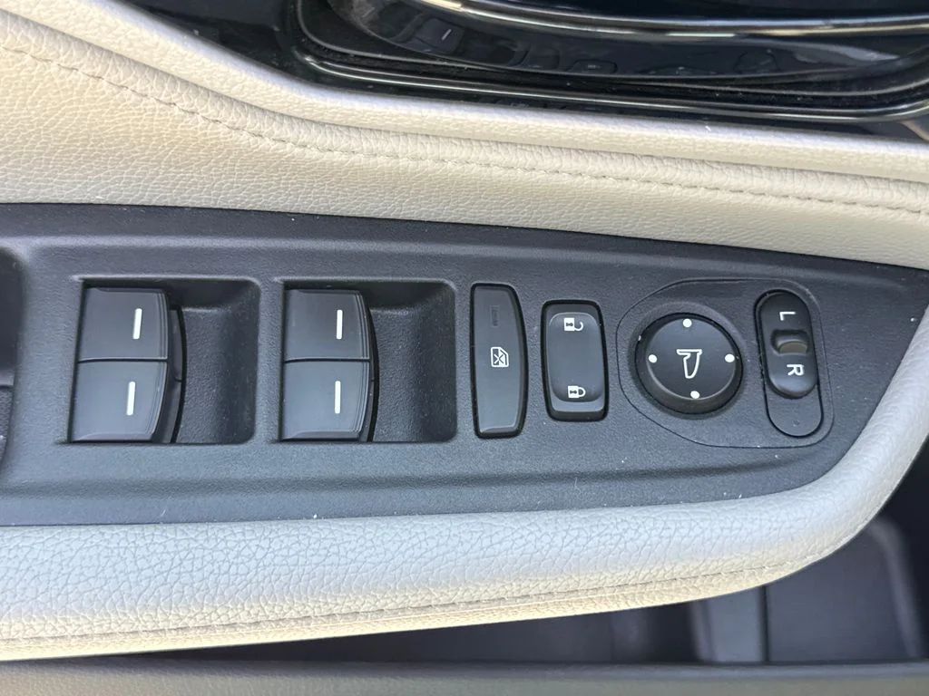 2021 Honda Odyssey Touring - Photo 14