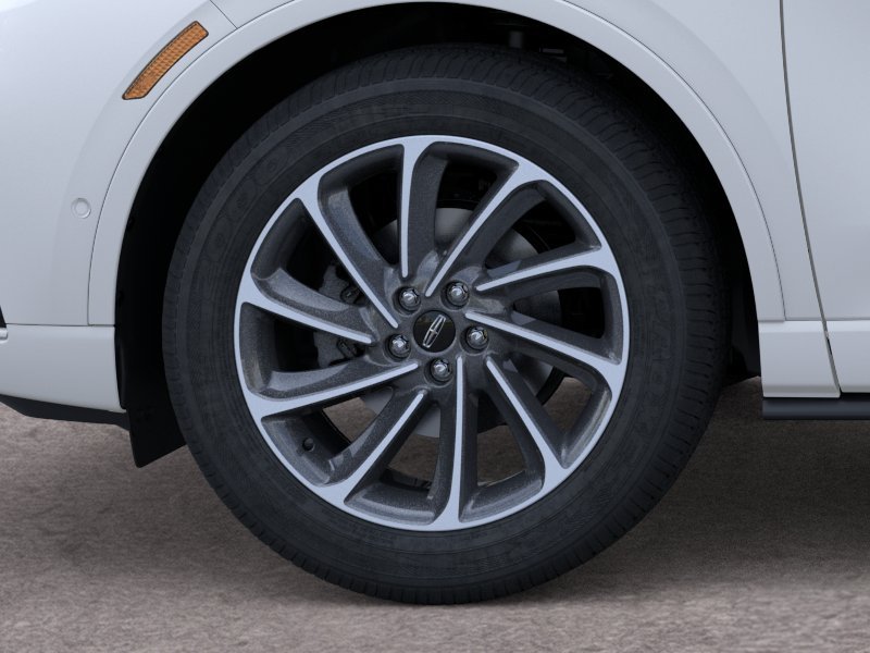New 2025 Pristine White Lincoln Grand Touring image 47