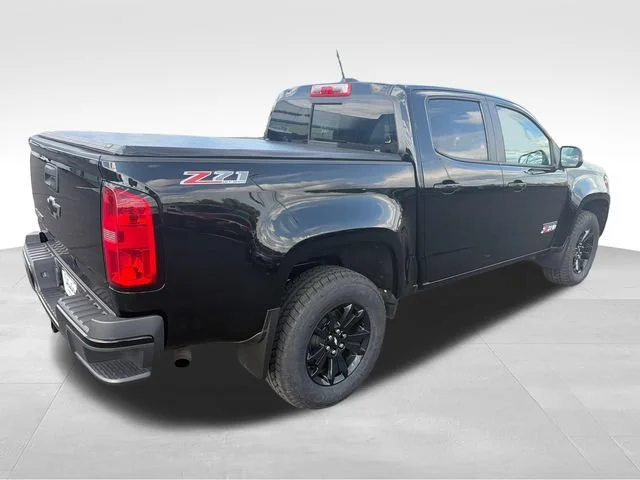 Used 2016 BLACK Chevrolet 4WD Z71 image 6
