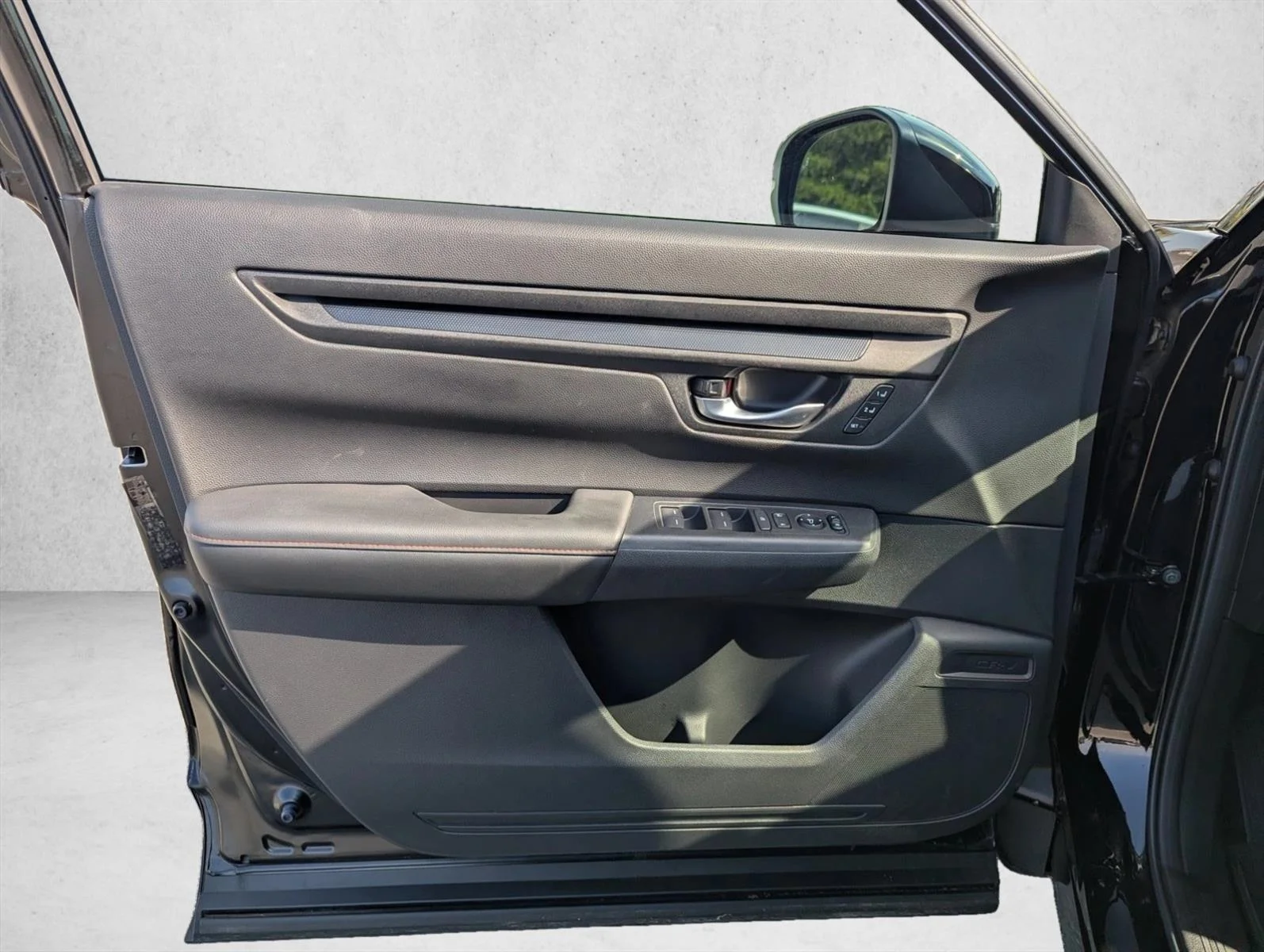 Used 2025 Crystal Black Pearl Honda Sport-L image 22