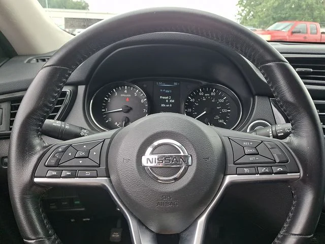 Used 2017 White Nissan SV image 25
